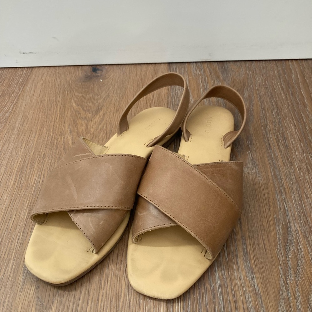 Nisolo cross leather sandals